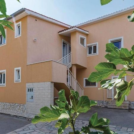 Valdebek 2 Apartment Pula Exterior photo